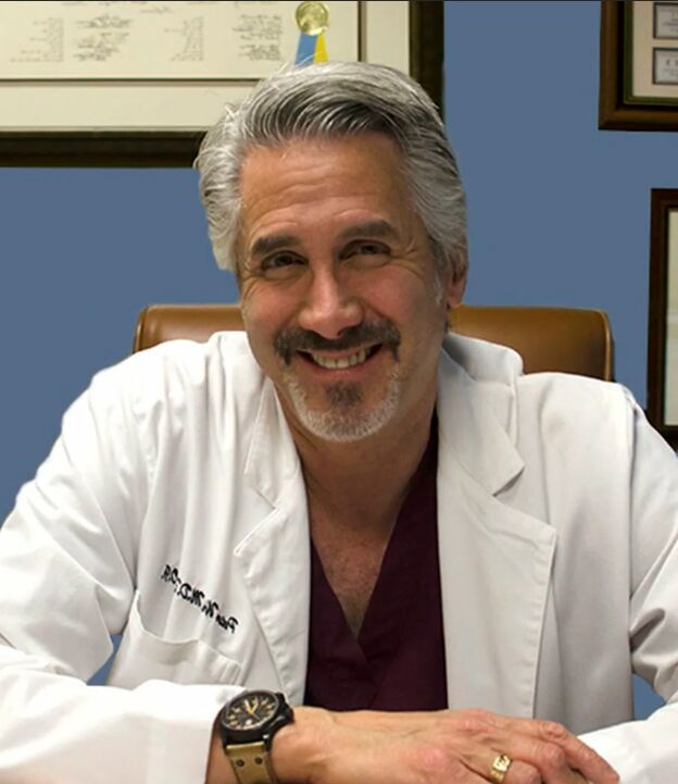 Médico Cirurgião vascular Carlos Pereira